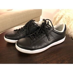 Nike Tennis Classic Ultra Black Sneakers